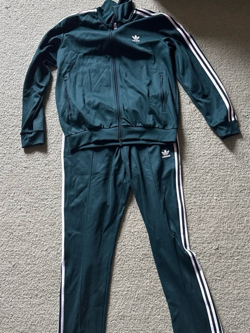 Adidas Sweat Suit